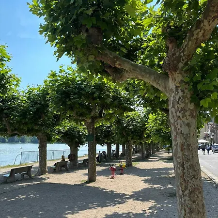 Luxurioeses 4-zimmer-apt Im Boutique-stil I Top-lage I Familienfreundlich I Balkon I Kueche I Netflix I Kostenloser Parkplatz I 110 M2 Apartman Eltville am Rhein