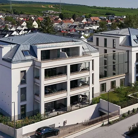 Apartamento Luxuriöses 4-zimmer-apt Im Boutique-stil I Top-lage I Familienfreundlich I Balkon I Küche I Netflix I Kostenloser Parkplatz I 110 M2 *