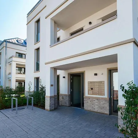 Luxurioeses 4-zimmer-apt Im Boutique-stil I Top-lage I Familienfreundlich I Balkon I Kueche I Netflix I Kostenloser Parkplatz I 110 M2 * Eltville am Rhein